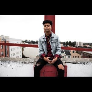 Meet your Posher, Jason